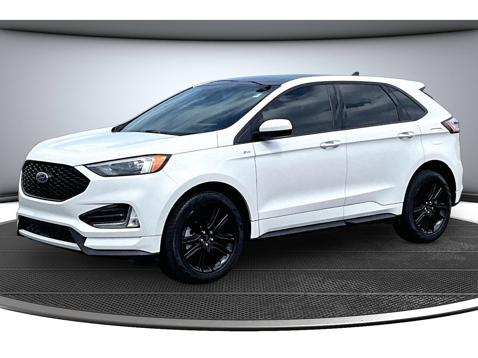 Used 2022 Ford Edge ST-Line w/ Class II Trailer Tow Package AWD/4WD image 15