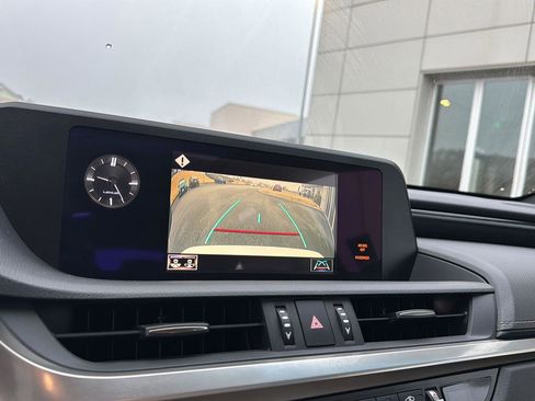 Certified 2021 Lexus ES 350 w/ Accessory Package image 23