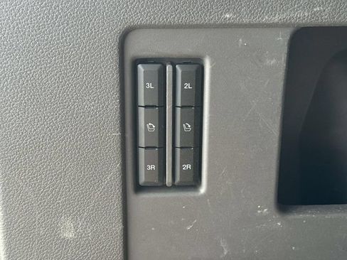 Used 2021 Ford Expedition Max XLT RWD image 14