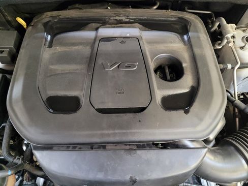 Used 2020 Jeep Grand Cherokee Altitude AWD/4WD image 30
