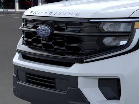 New 2026 Ford Expedition Active AWD/4WD image 17