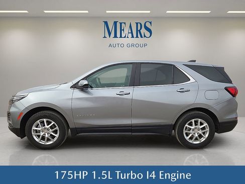 Used 2023 Chevrolet Equinox LT image 3