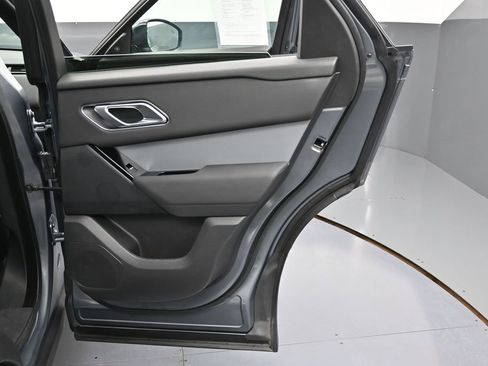Used 2025 Land Rover Range Rover Velar S AWD/4WD image 43