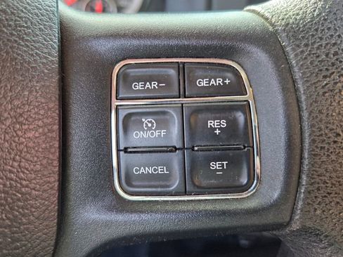 Used 2017 RAM 1500 Express image 29