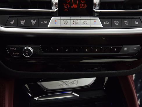 Used 2024 BMW X4 xDrive30i w/ Premium Package image 31