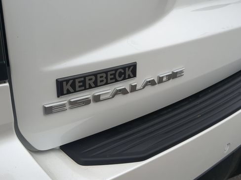 Certified 2025 Cadillac Escalade Sport AWD/4WD image 31