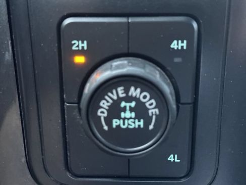 Used 2022 Ford F150 XLT w/ Equipment Group 302A High AWD/4WD image 32