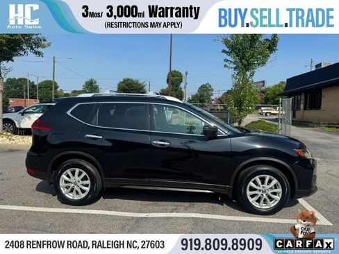 Used 2018 Nissan Rogue SV w/ Sun & Sound Touring Package AWD/4WD image 6
