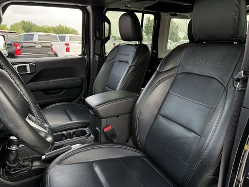 Used 2022 Jeep Wrangler Unlimited Sahara w/ Cold Weather Group image 20