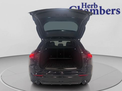 Used 2023 Maserati Grecale GT image 7