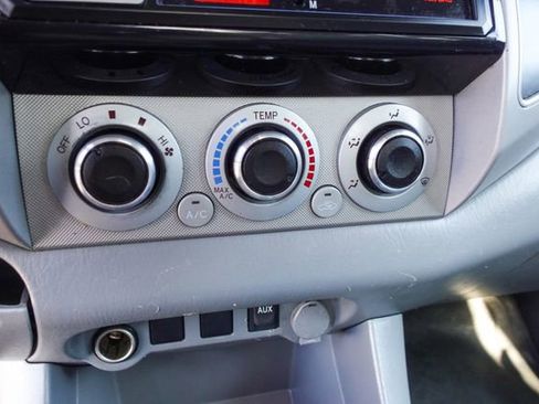 Used 2010 Toyota Tacoma 4x4 Double Cab image 20