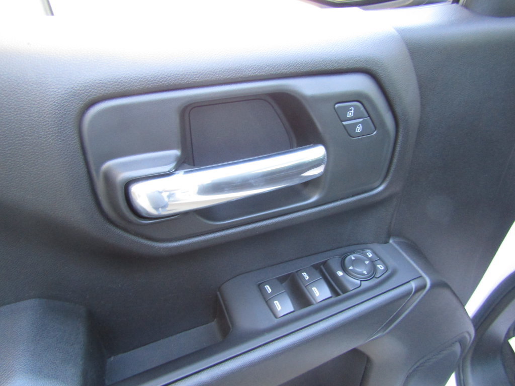Used 2024 Chevrolet Silverado 1500 Custom AWD/4WD image 18