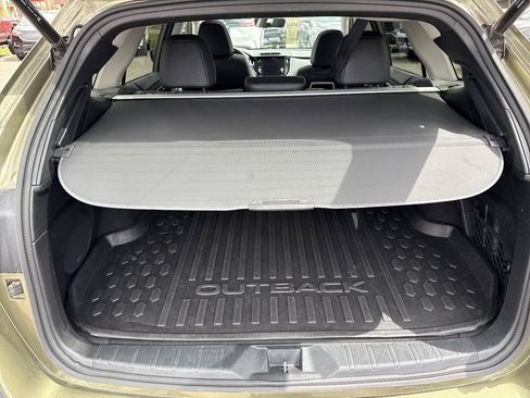 Used 2023 Subaru Outback Limited AWD/4WD image 19