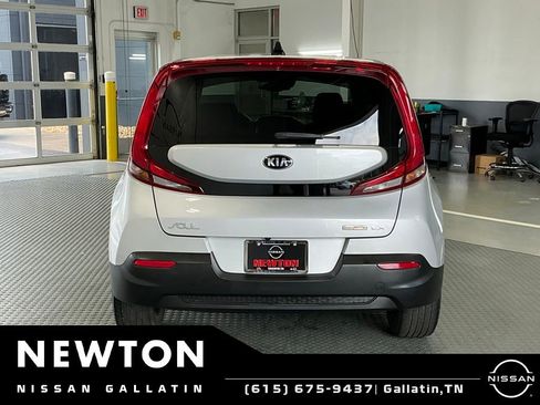 Used 2020 Kia Soul EX FWD image 23