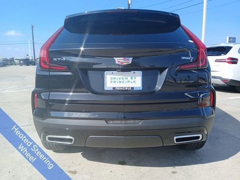 Used 2025 Cadillac XT4 Premium Luxury w/ Cold Weather Package image 9