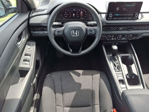 Used 2024 Honda Accord LX image 11