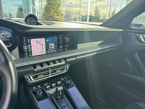 Used 2020 Porsche 911 Carrera 4S image 5