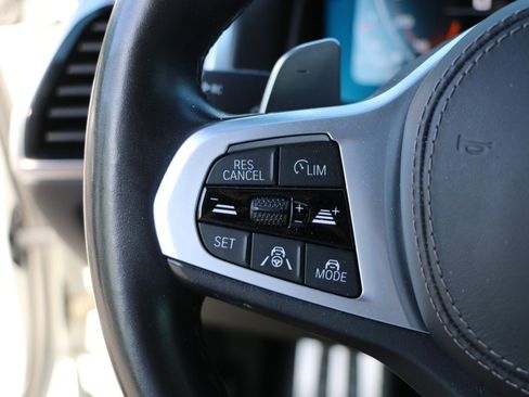 Used 2022 BMW M850i xDrive Coupe image 21