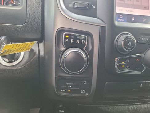 Used 2022 RAM 1500 Classic Warlock w/ Electronics Group AWD/4WD image 14
