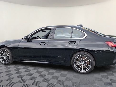 Used 2019 BMW 330i xDrive Sedan w/ Driving Assistance Package AWD/4WD image 5