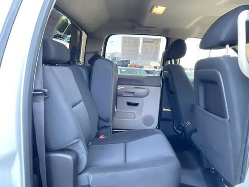 Used 2012 Chevrolet Silverado 3500 W/T w/ Snow Plow Prep Package AWD/4WD image 15