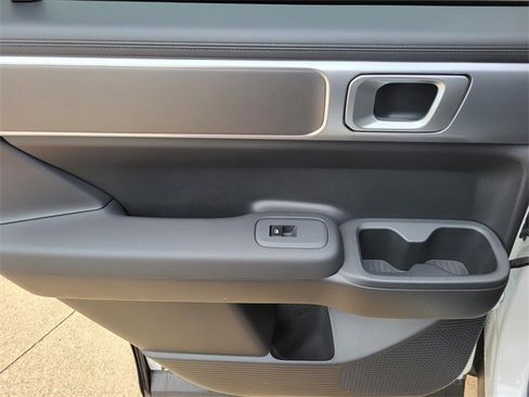 New 2026 Hyundai Santa Fe SE image 10