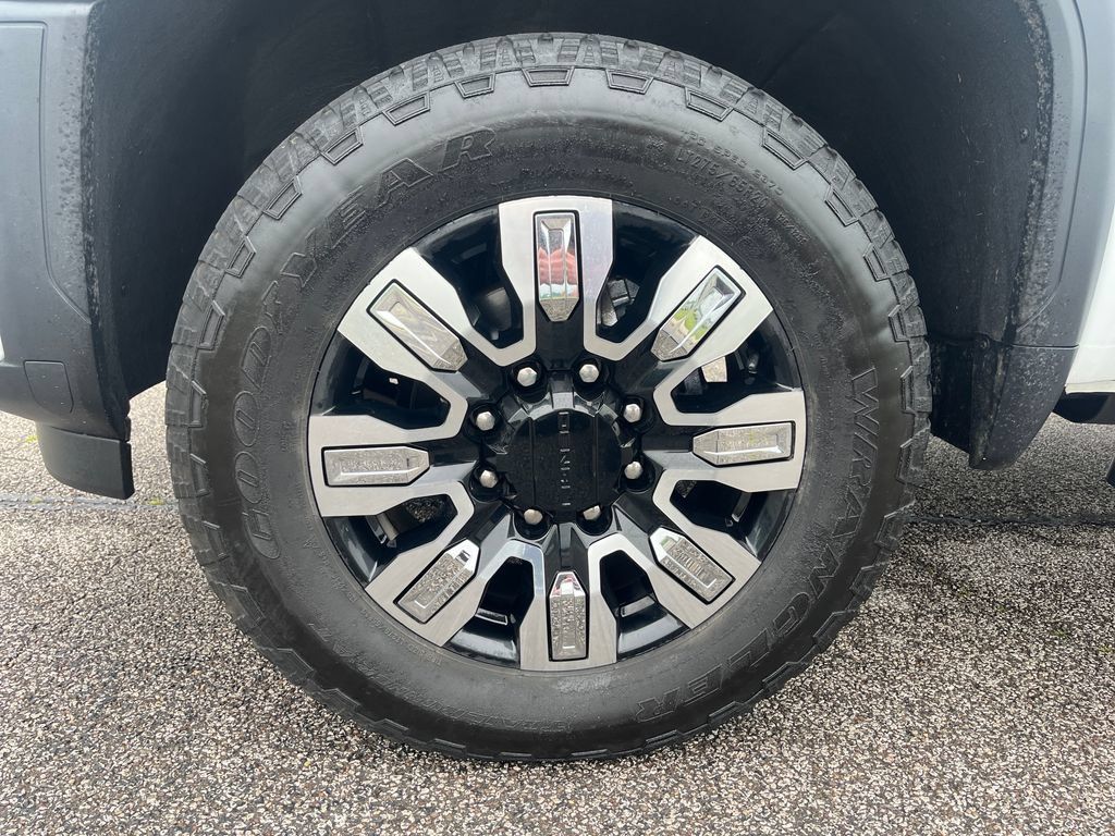 Used 2024 GMC Sierra 2500 Denali w/ Denali Reserve Package AWD/4WD image 19