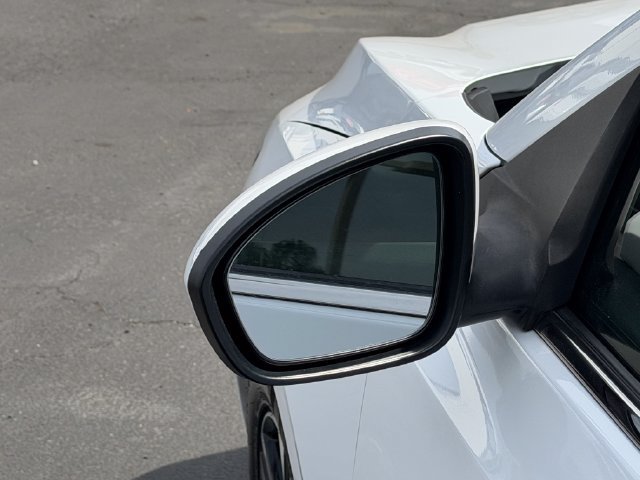 Used 2024 Nissan Sentra SV FWD image 10