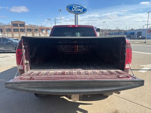 Used 2017 RAM 2500 Tradesman w/ Chrome Appearance Group image 6