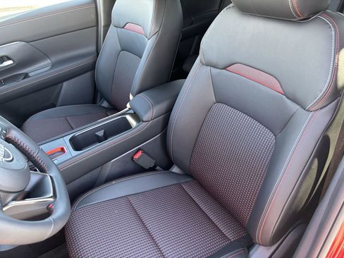 New 2026 Nissan Kicks SR image 15