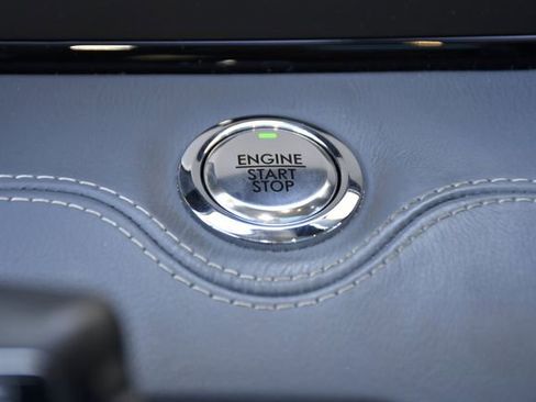 Used 2018 Lincoln Navigator L Black Label image 20