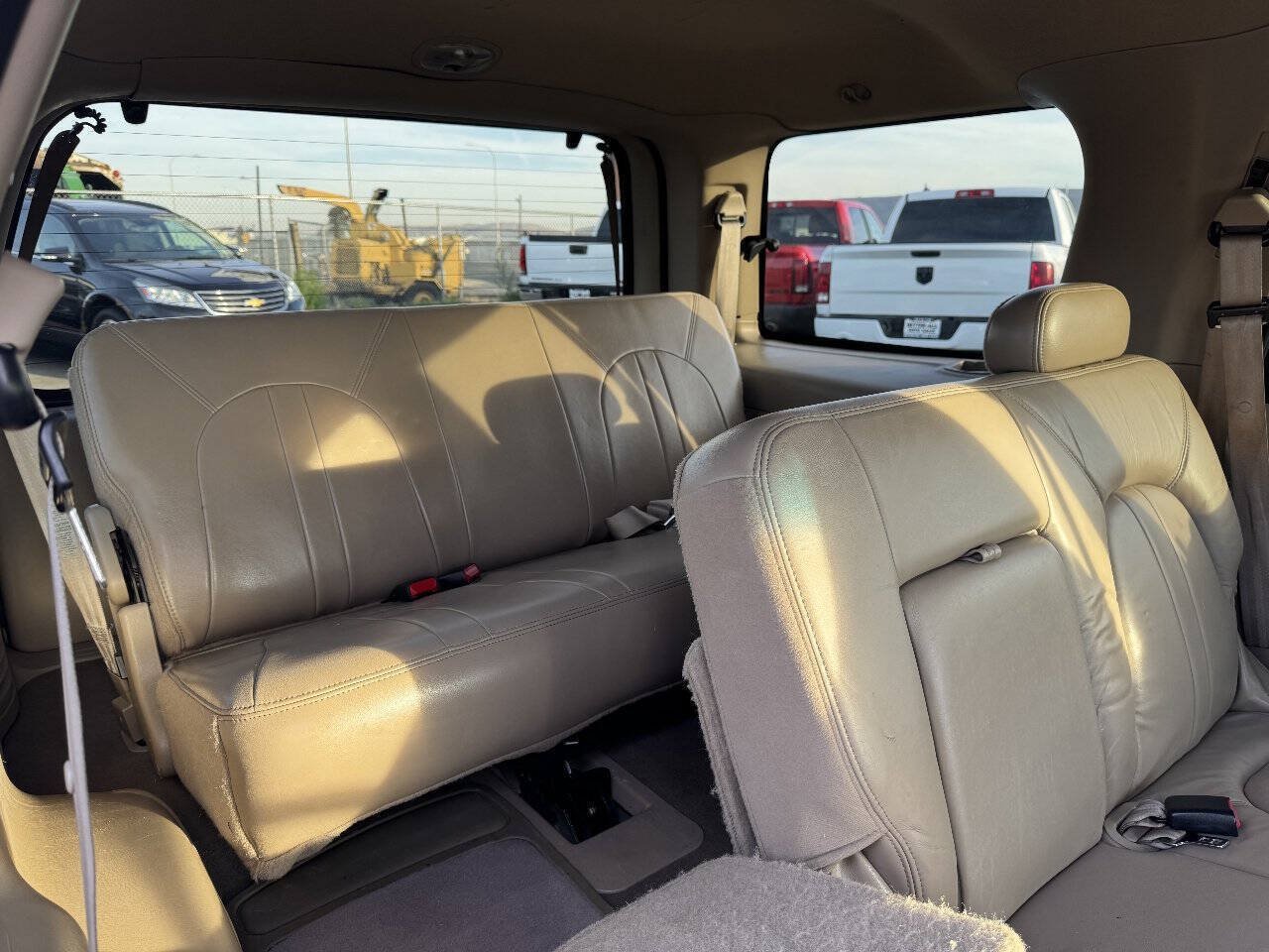 Used 2001 Ford Expedition Eddie Bauer RWD image 6