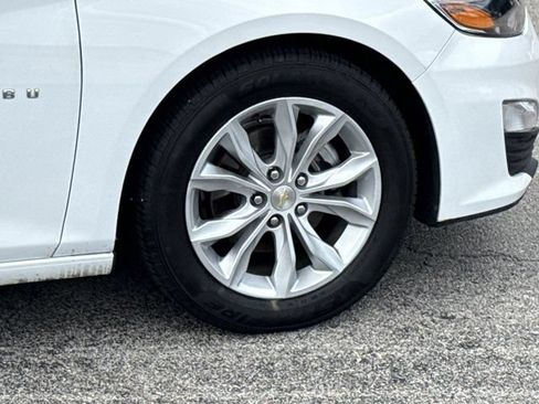 Used 2023 Chevrolet Malibu LT w/ Driver Confidence Package FWD image 5