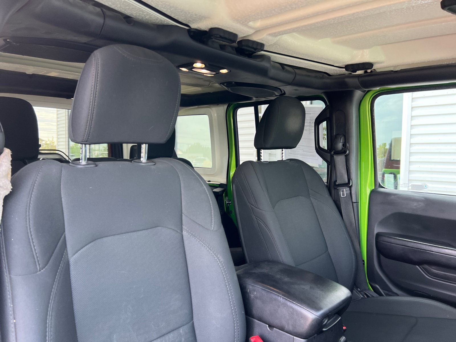 Used 2019 Jeep Wrangler Unlimited Sport S AWD/4WD image 19