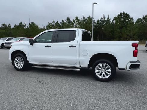 Used 2024 Chevrolet Silverado 1500 Custom image 6