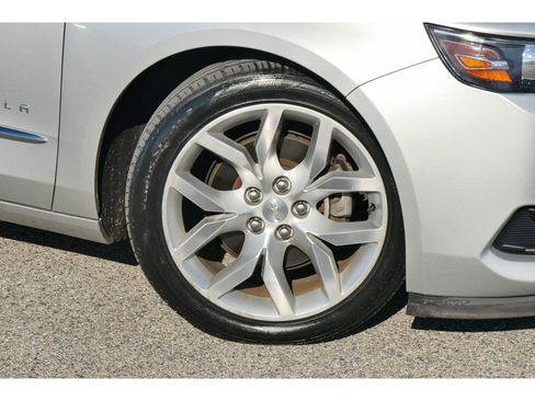 Used 2016 Chevrolet Impala LTZ image 28