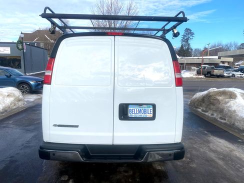 Used 2022 Chevrolet Express 3500 RWD 3500 135 w/ Driver Convenience Package image 4