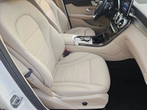 Certified 2019 Mercedes-Benz GLC 300 image 19