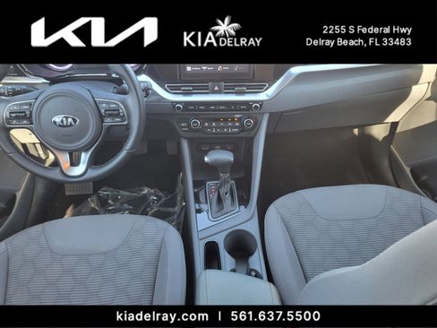 Certified 2020 Kia Niro LXS image 11