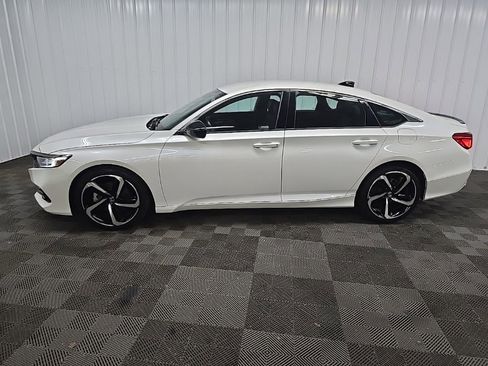 Used 2022 Honda Accord Sport image 5
