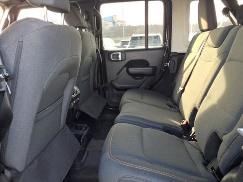 Used 2024 Jeep Wrangler Sport S image 25