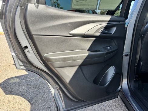 Used 2022 Chevrolet TrailBlazer ACTIV w/ Technology Package image 17