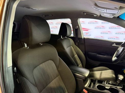 Used 2021 Kia Sportage LX FWD image 50