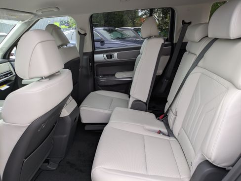 New 2027 Hyundai Santa Fe SEL FWD image 12