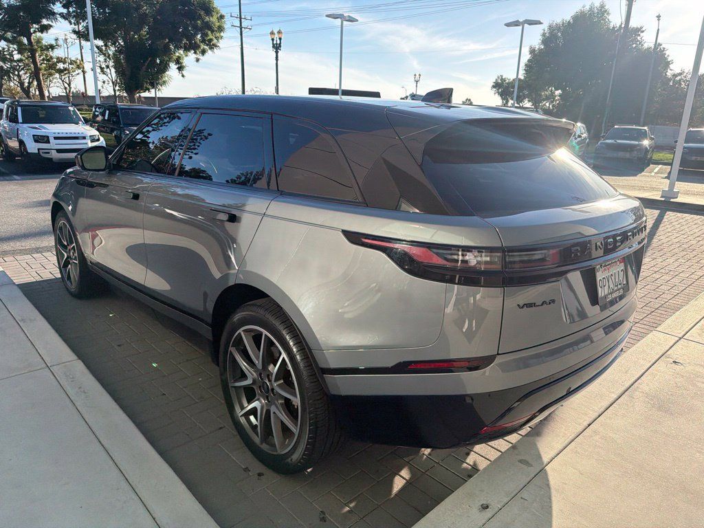 Used 2024 Land Rover Range Rover Velar Dynamic SE AWD/4WD image 4