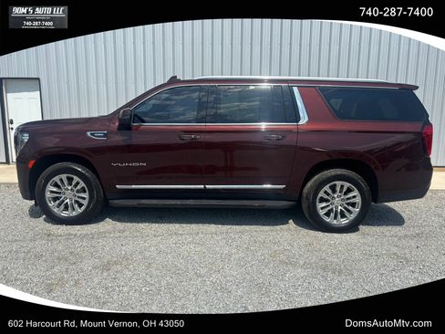 Used 2022 GMC Yukon XL SLT w/ SLT Premium Package AWD/4WD image 1