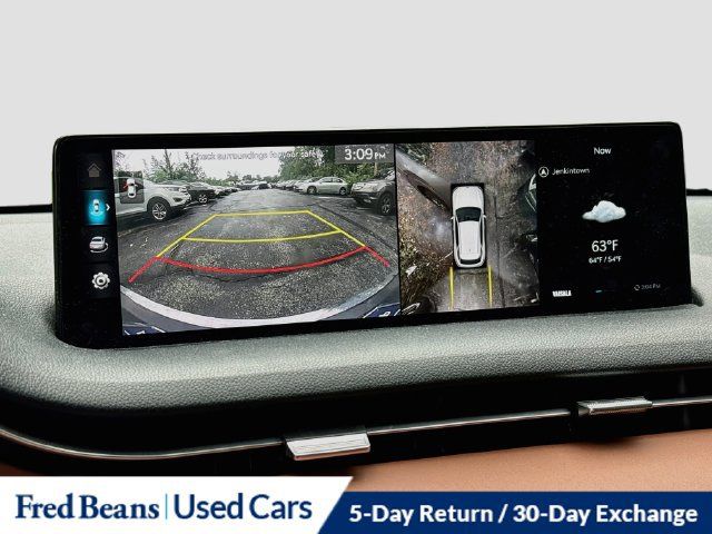 Used 2024 Genesis GV70 2.5T w/ Advanced Package AWD/4WD image 16