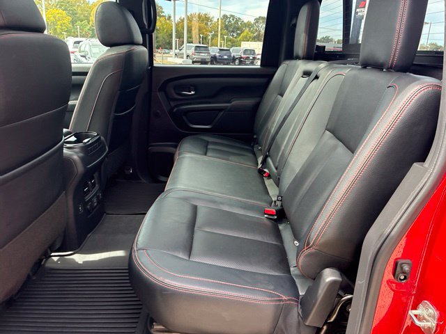 Used 2024 Nissan Titan PRO-4X w/ Pro-4x Convenience Package AWD/4WD image 15