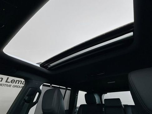 Used 2024 Lexus GX 550 image 23