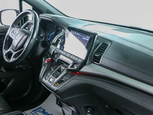 Used 2023 Honda Odyssey Sport image 27